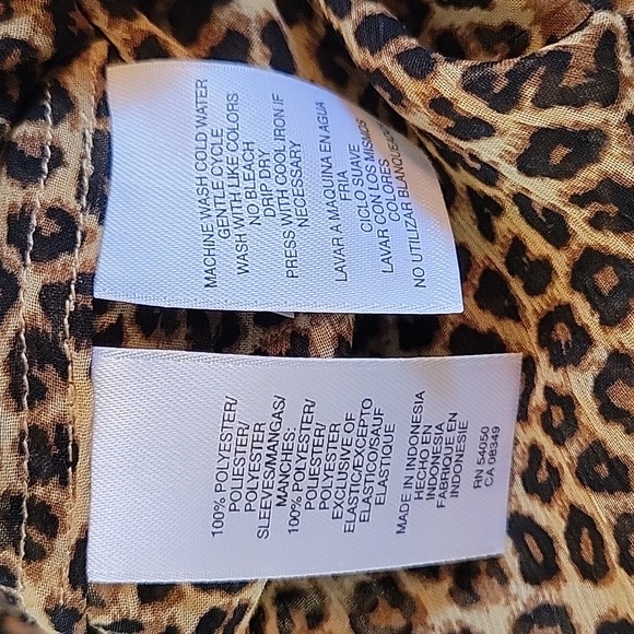 Jones New York Sport Petite blouse - Picture 8 of 8